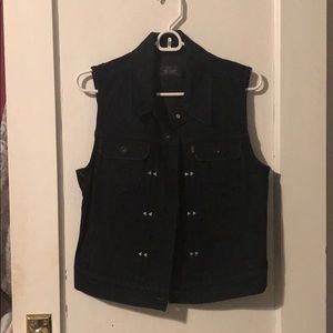Levi denim vest